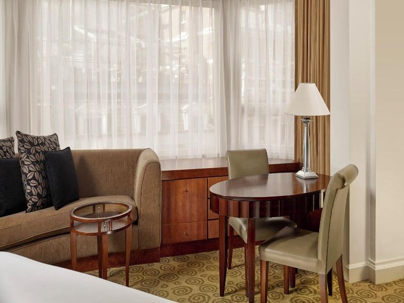 The Park Tower Knightsbridge - Oda