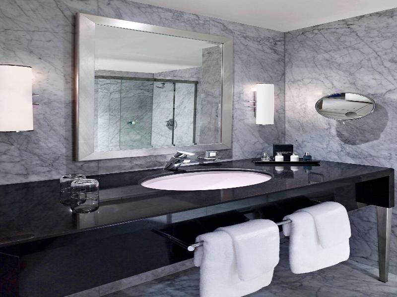 The Park Tower Knightsbridge - Oda