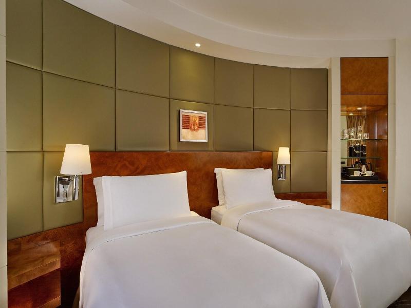 The Park Tower Knightsbridge - Oda