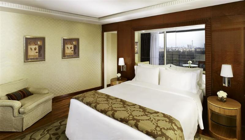 The Park Tower Knightsbridge - Oda