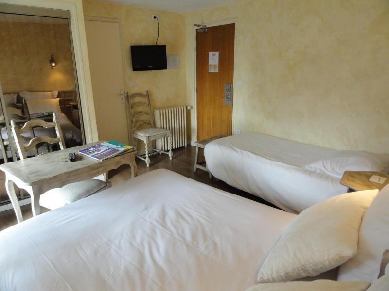 Logis Hotel Restaurant Chez Planes - Oda