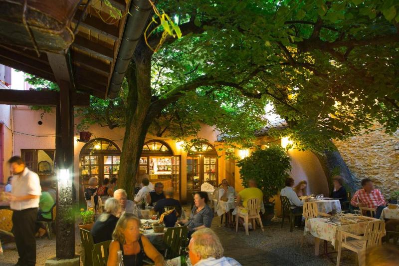 Logis Hotel Le Commerce - Genel