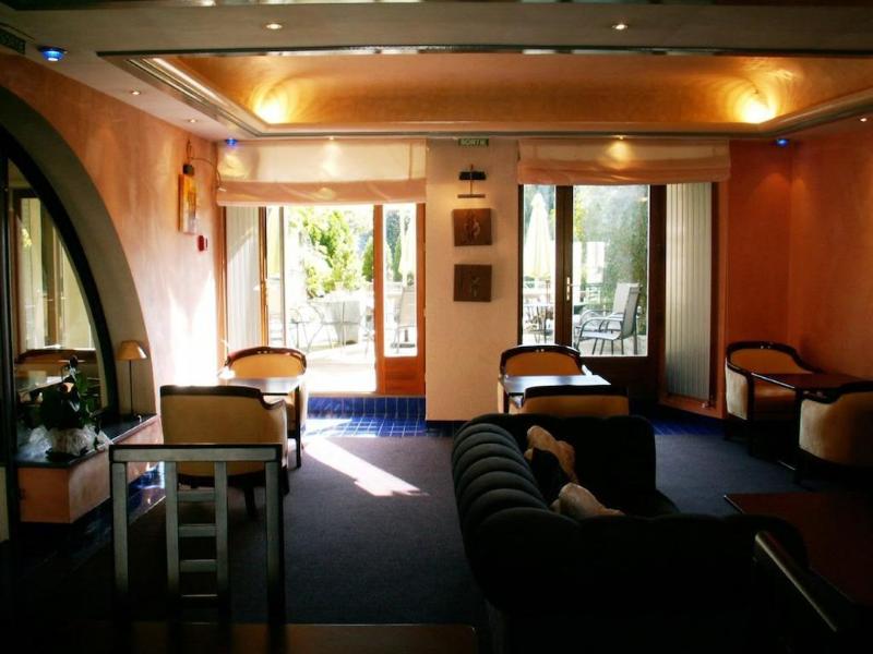 Logis Hôtel Restaurant Gilles Moreau - Lobi