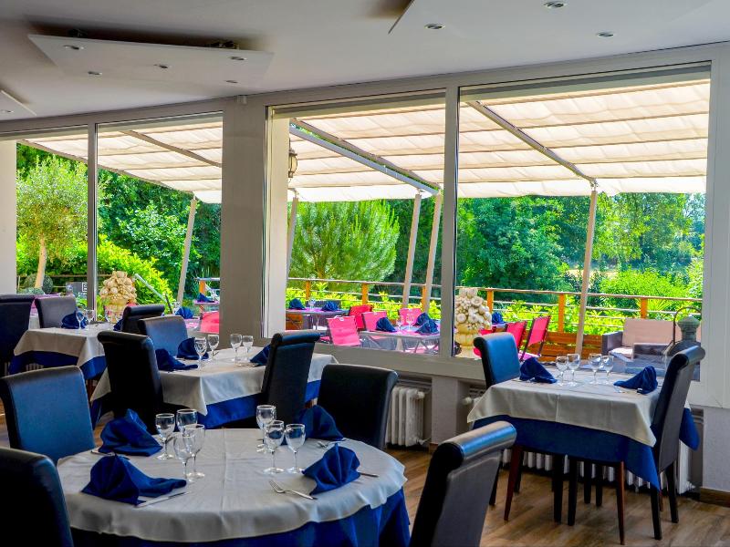 Hotel Aux Berges De L'Aveyron - Restoran