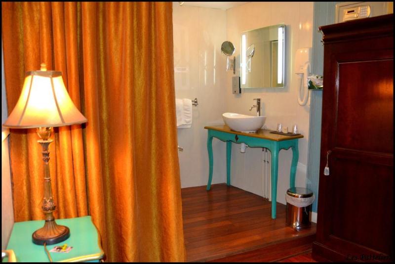 Hotel Les Pasteliers - Genel
