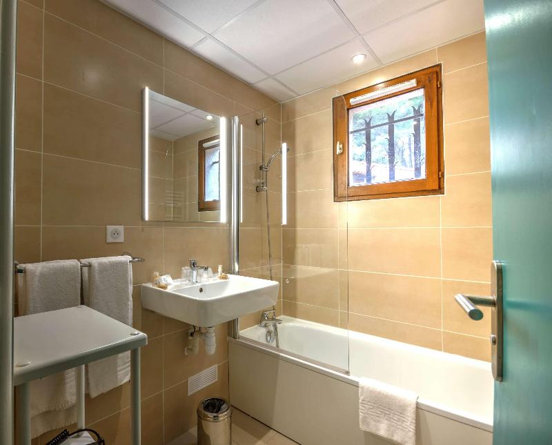 Best Western Domaine De Roquerousse - Genel
