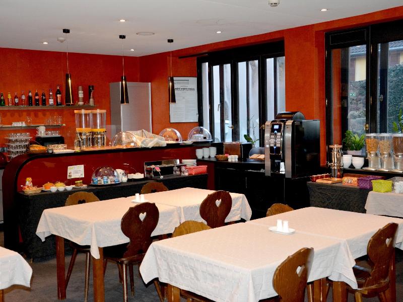 Hotel Du Centre - Genel