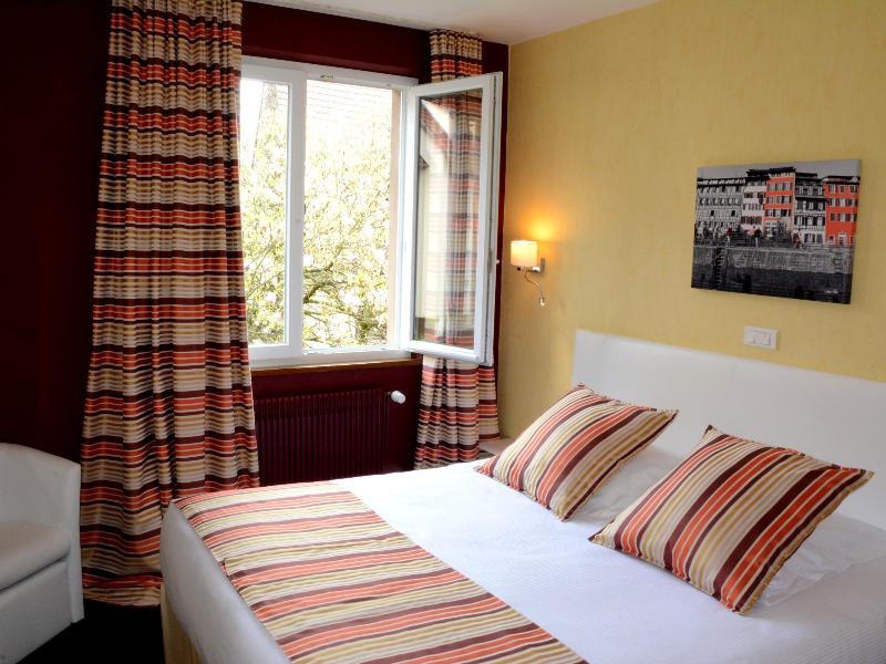 Hotel Du Centre - Genel