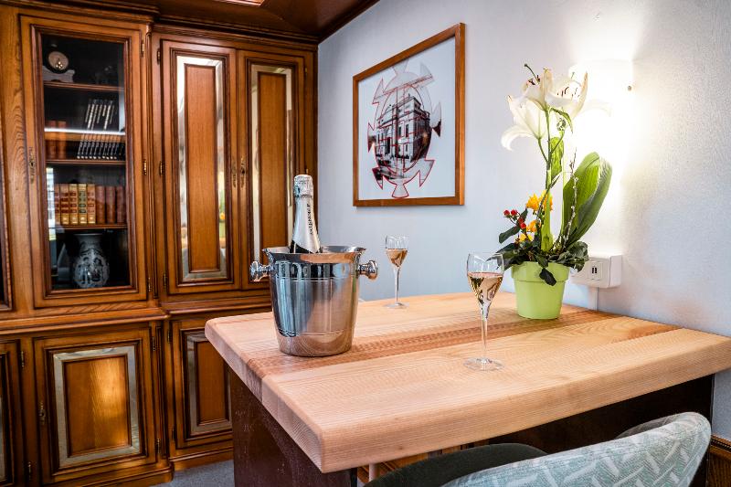 Best Western Au Cheval Blanc Mulhouse Nord - Lobi