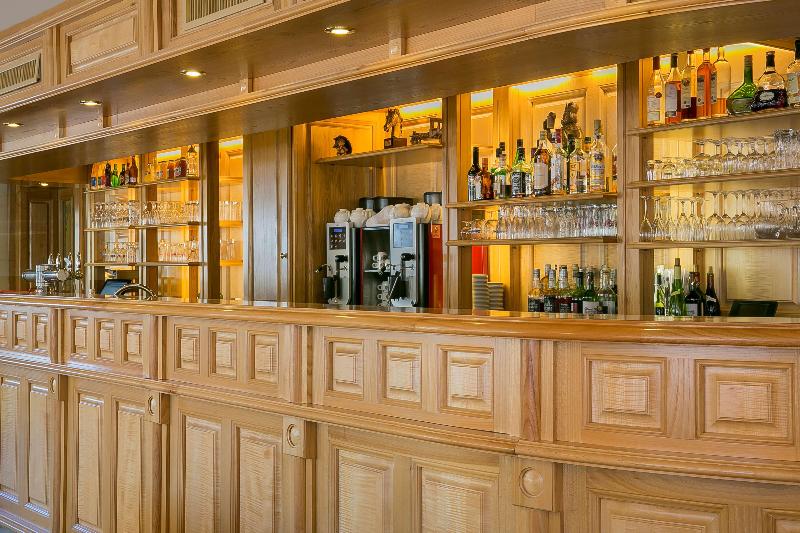 Best Western Au Cheval Blanc Mulhouse Nord - Restoran