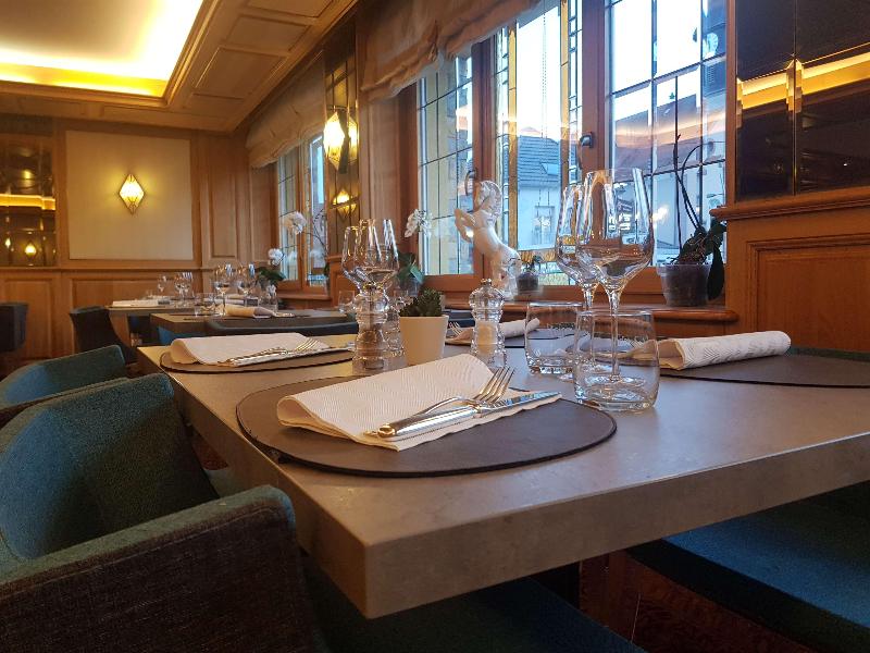 Best Western Au Cheval Blanc Mulhouse Nord - Restoran