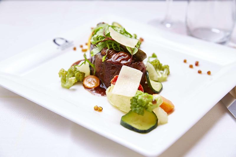 Best Western Au Cheval Blanc Mulhouse Nord - Restoran