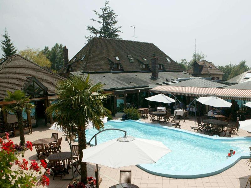 Logis Hotel Le Clos Deauville Saint-Gatien - Havuz
