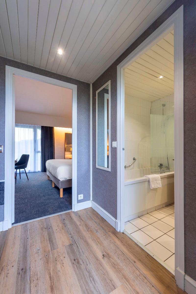 Le relais fleuri, Hotel & Restaurant Logis–Avallon - Oda