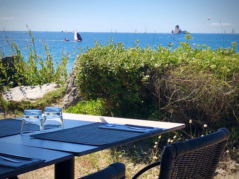 Hôtel-Restaurant Les Mouettes - Teras