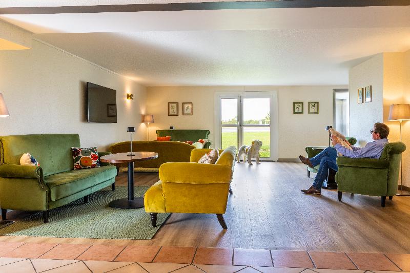 Ibis Styles Chartres Sud Barjouville - Lobi