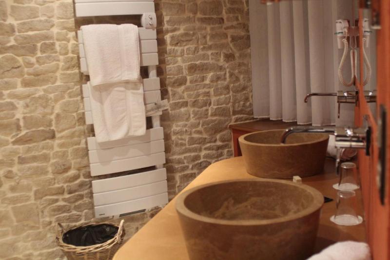 Logis Hôtel les 3 Rois - Oda