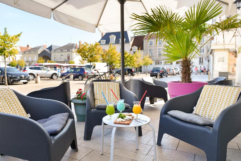 Logis Le Puits Doré - Bar