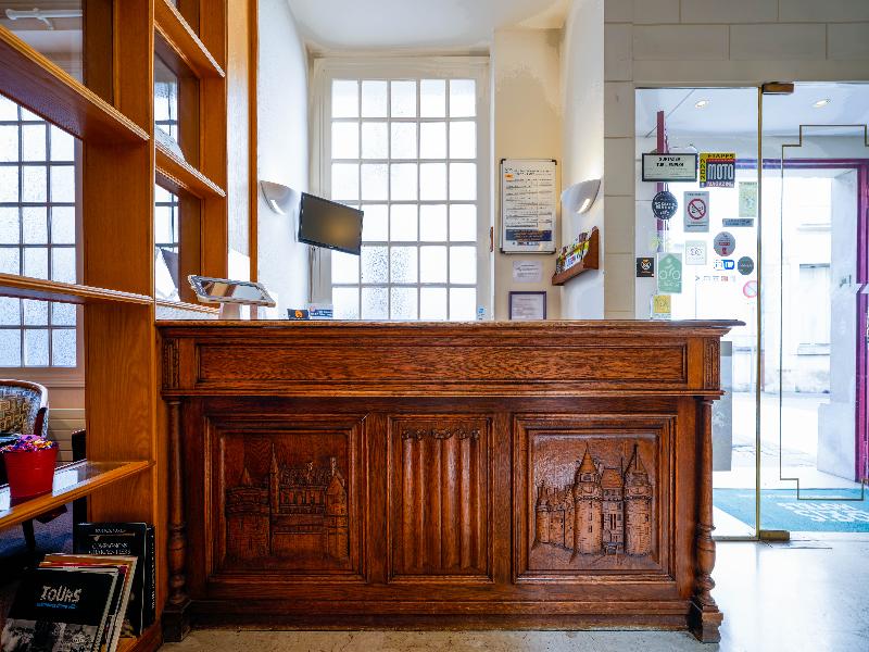 Logis Hotel Des Chateaux De La Loire - Lobi