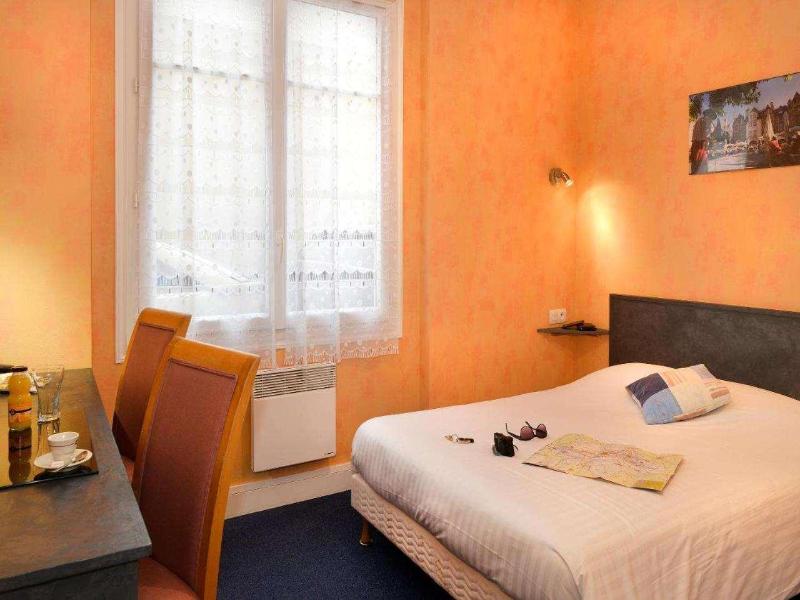 Logis Hotel Des Chateaux De La Loire - Oda