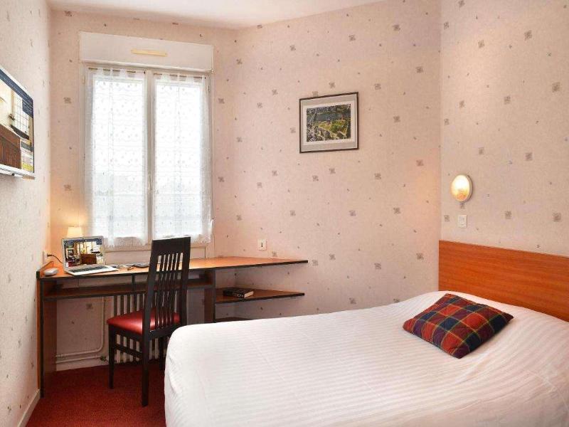 Logis Hotel Des Chateaux De La Loire - Oda