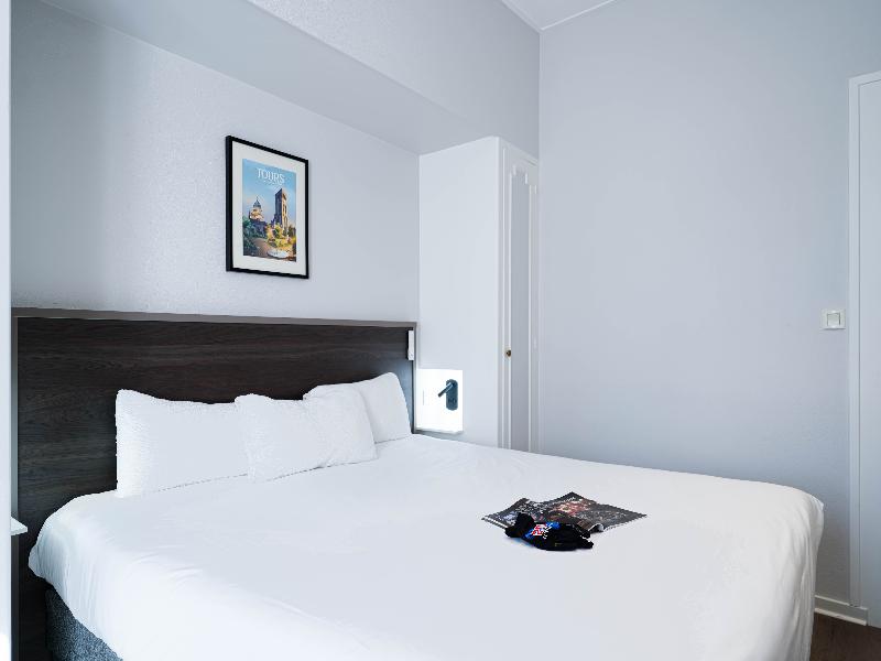 Logis Hotel Des Chateaux De La Loire - Oda