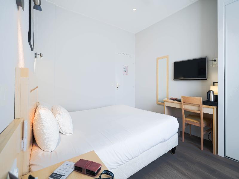 Logis Hotel Des Chateaux De La Loire - Oda