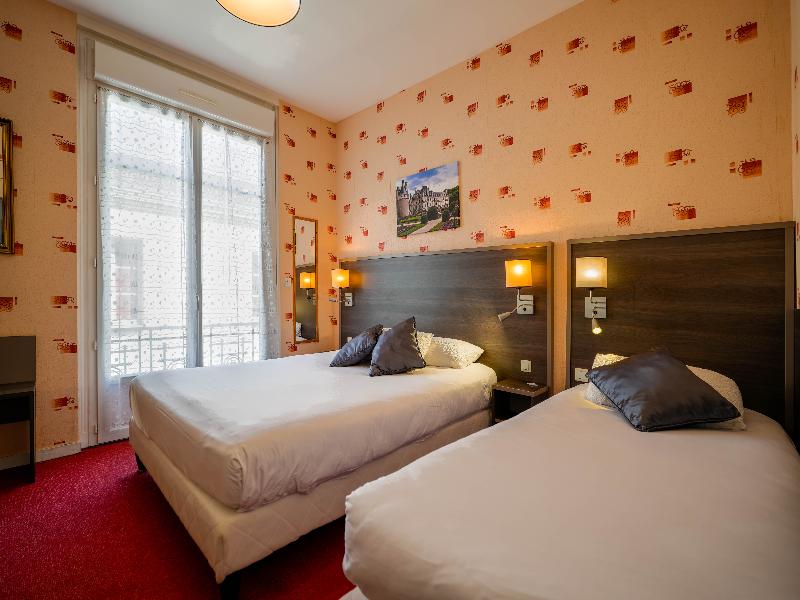 Logis Hotel Des Chateaux De La Loire - Oda
