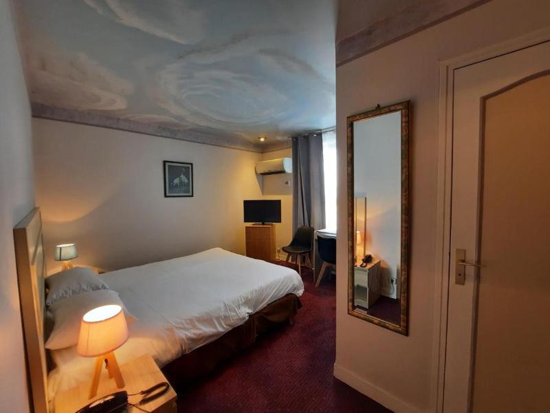 Logis Hôtel le Médicis - Oda
