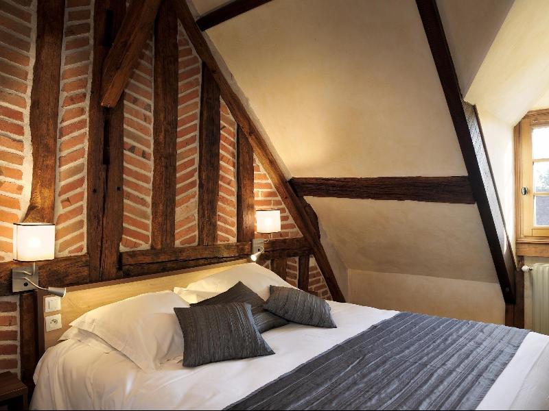 Logis Auberge À La Tête De Lard - Genel