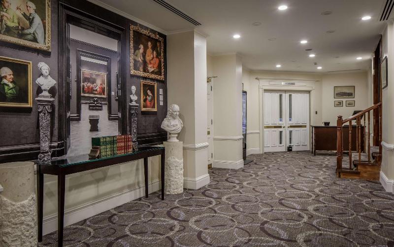 Hilton London Euston - Lobi