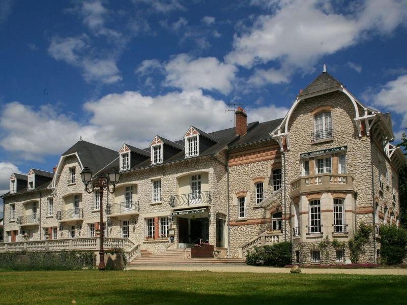 Logis Hotel le Parc Sologne - Genel
