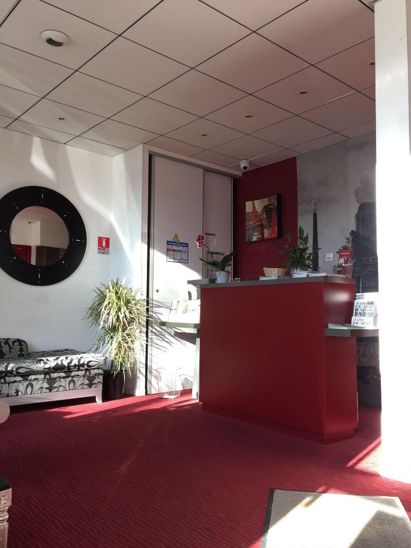 Hotel Saint-Martin - Lobi
