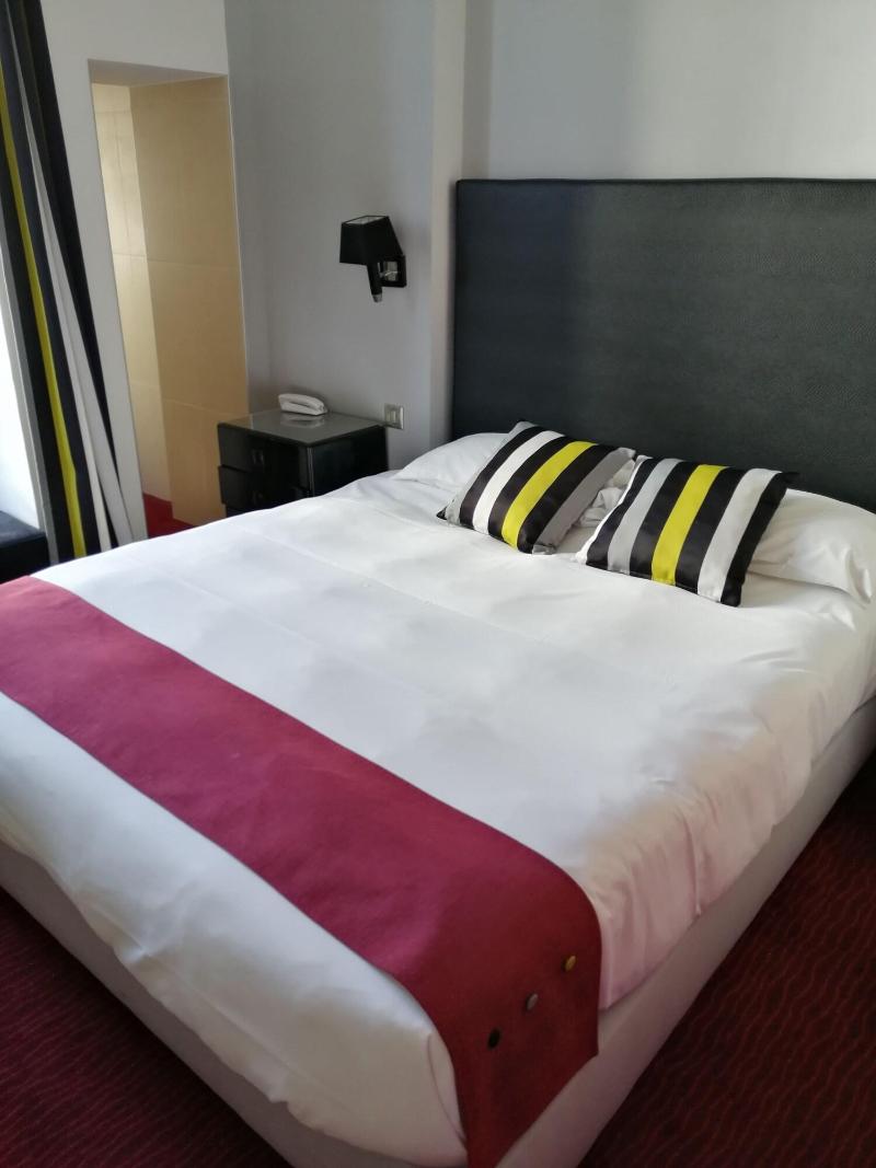 Hotel Saint-Martin - Oda