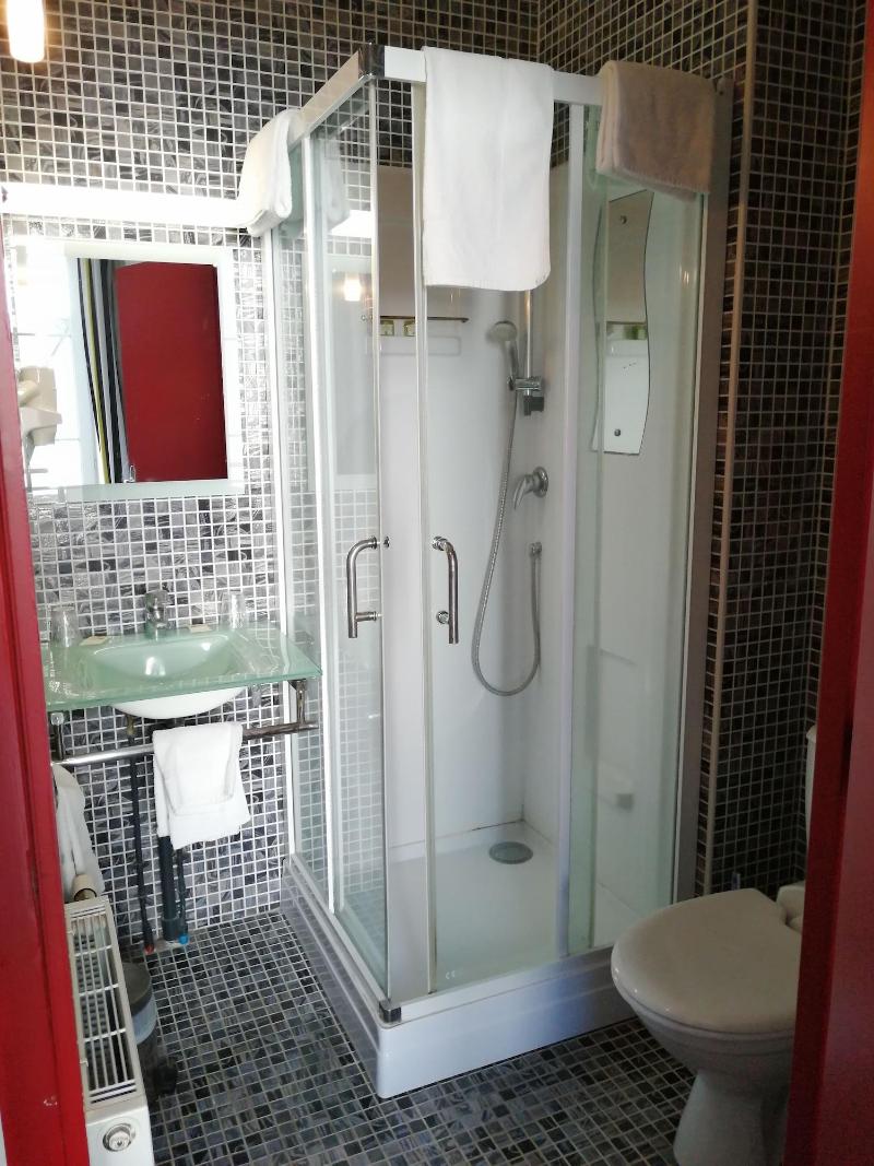 Hotel Saint-Martin - Oda