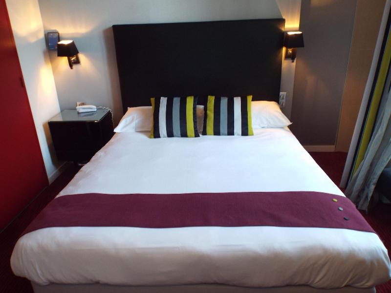 Hotel Saint-Martin - Oda