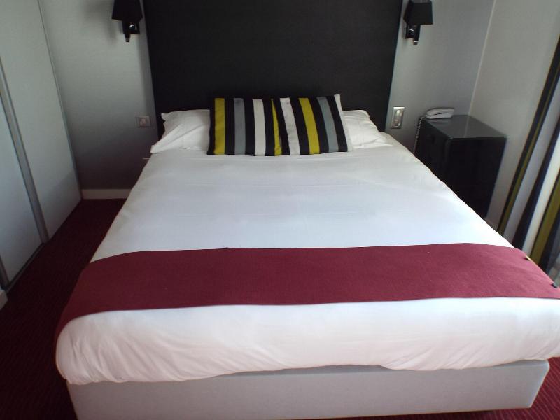 Hotel Saint-Martin - Oda