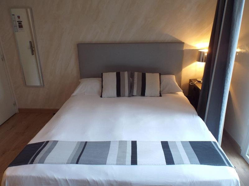 Hotel Saint-Martin - Oda