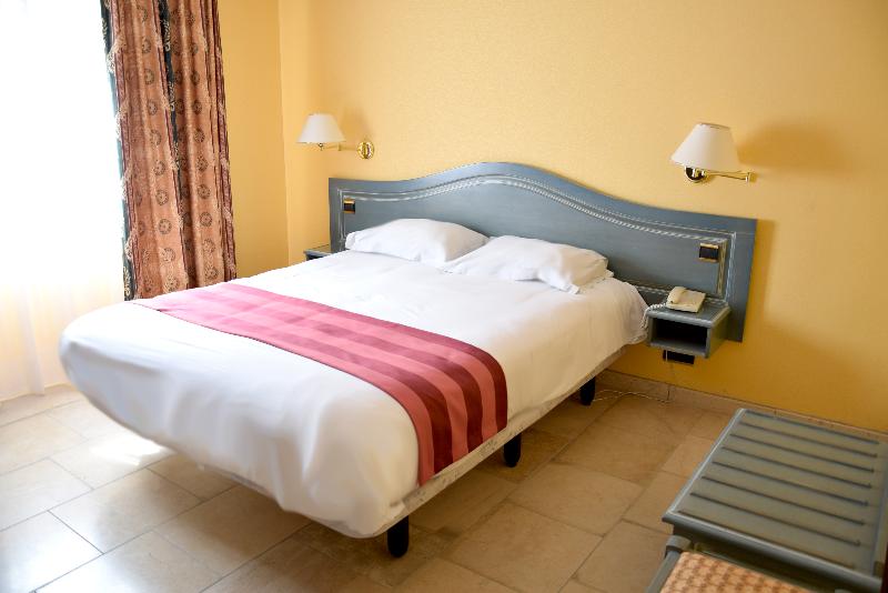 Hotel Le Saint-Nicolas - Oda