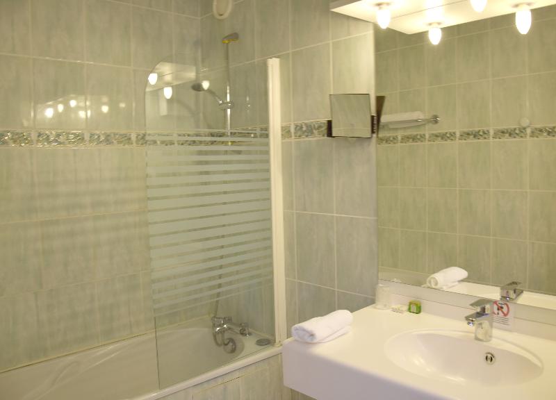 Hotel Le Saint-Nicolas - Oda
