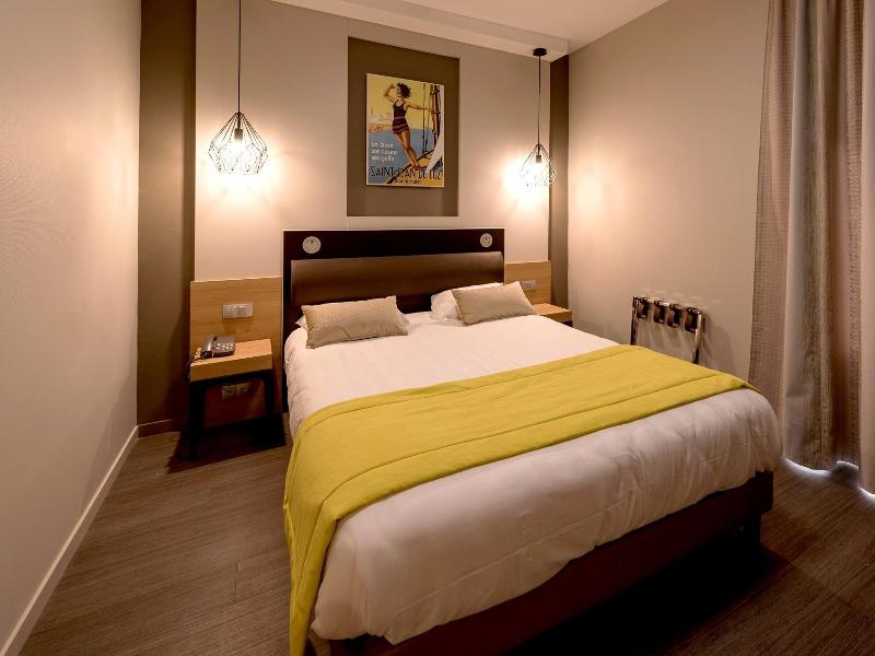 Logis Grand Hôtel Des Bains - Oda