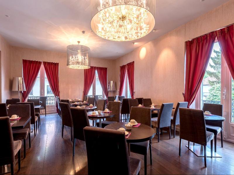 Logis Grand Hôtel Des Bains - Restoran