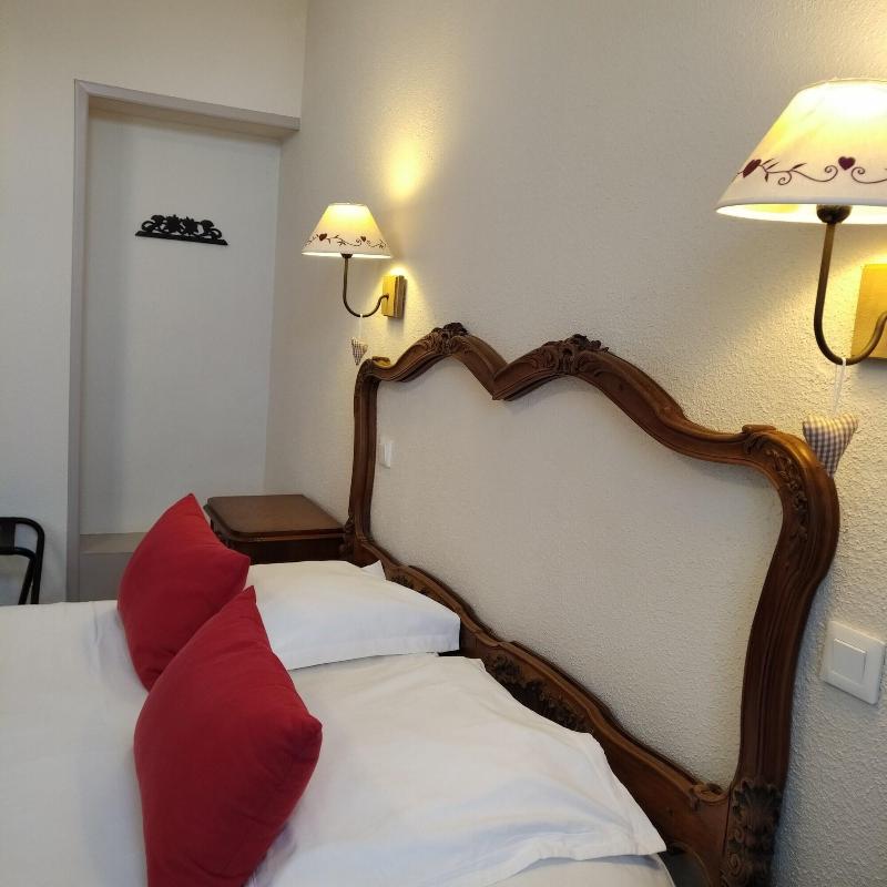 Logis Hôtel Notre-Dame de Bonne Fontaine - Oda