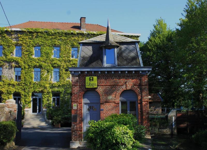 Hotel Le Moulin D'Artres - Lobi