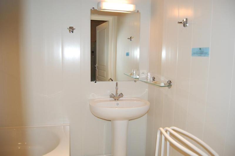 Hotel Au Tonnelier - Genel