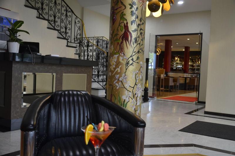 Le Grand Hotel - Lobi