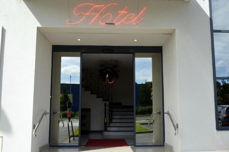 Le Grand Hotel - Genel