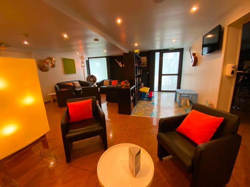 Logis Hotel-Restaurant des Acacias - Lobi