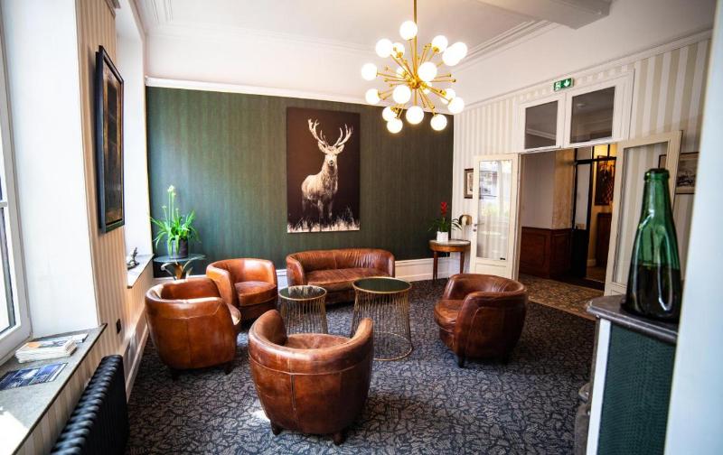 Hotel Les Hauts De Montreuil - Lobi