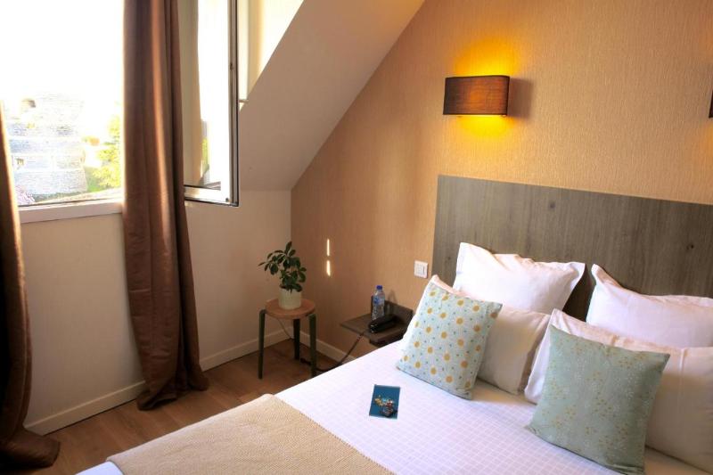 Logis Hôtel Marguerite d'Anjou - Genel